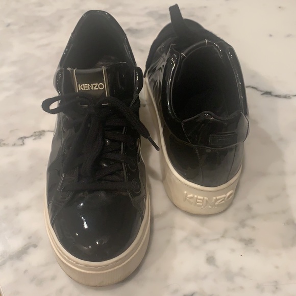 Original KENZO patent leather sneaker. Size 39 (8.5) practically new - Picture 3 of 5